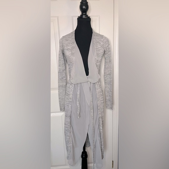 GUESS Chiffon Soft Gray Summer Duster Sweater XXS - Picture 1 of 14